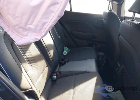 2025 Hyundai Venue Limited from USA, damaged, VIN KMHRC8A38SU392352